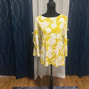 Sz Large Ann Taylor Blouse with tie sleeves. EUC